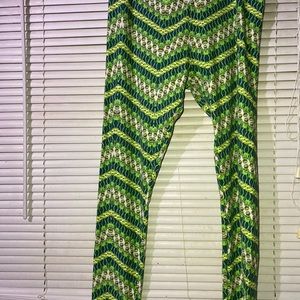 Green and white Kermit the frog LuLaRoe leggings